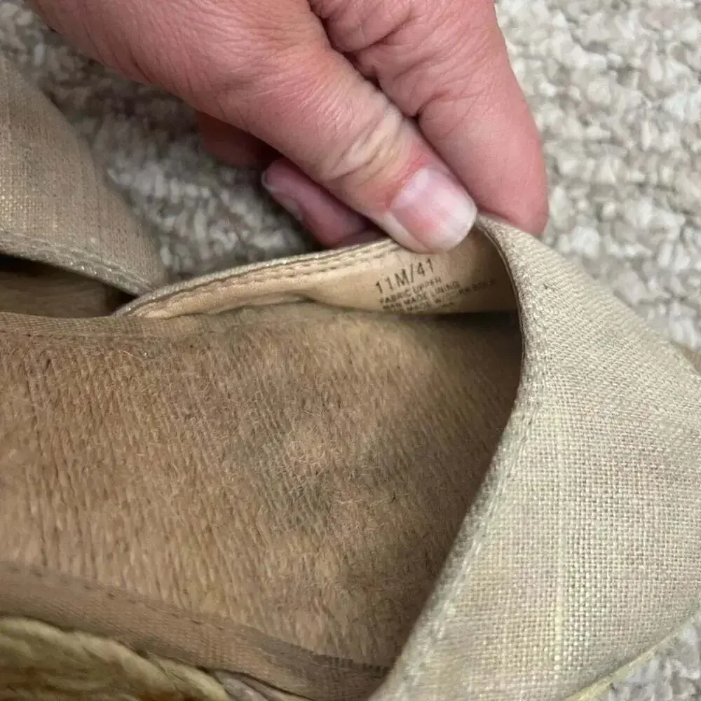 Lucky brand wedge sandals size 11  tan